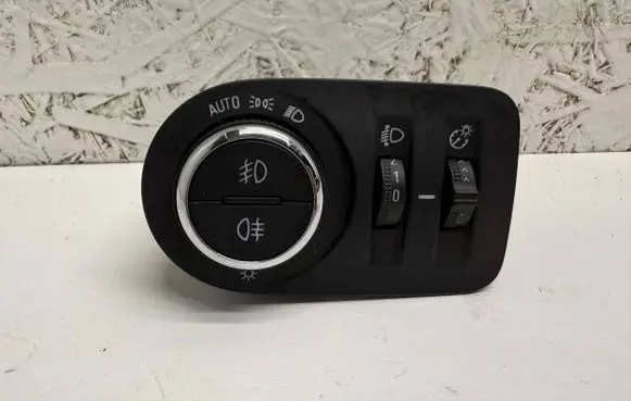 Opel Grandland X Light switch 39085924