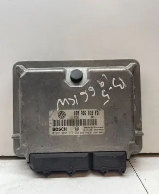 Volkswagen PASSAT B5 Engine control unit/module 038906018FQ