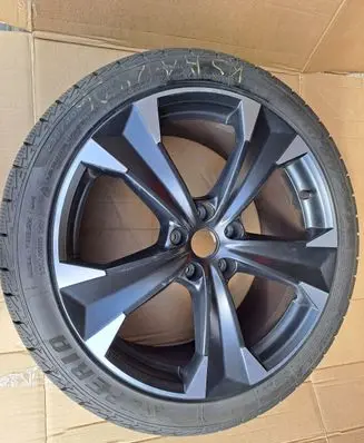 Seat Ateca R19 alloy rim 