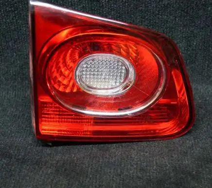 Volkswagen Tiguan Tailgate rear/tail lights 5N0945093C