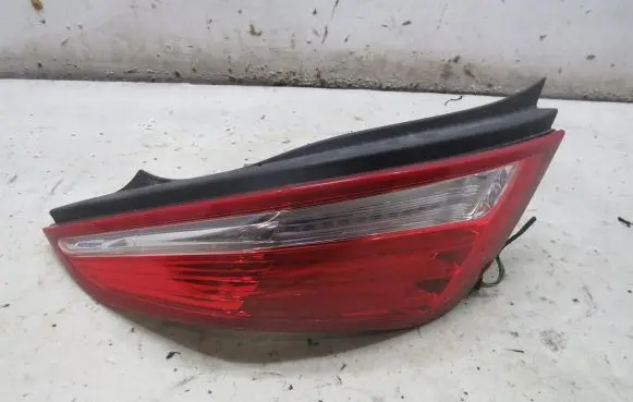 Jaguar XJ X351 Rear/tail lights R056008