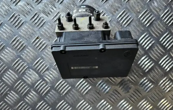 Nissan Pathfinder R51 ABS Pump 47660EA270 06210200554 10200550026100