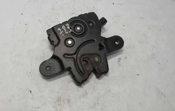 Tailgate/trunk/boot lock/catch/latch