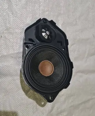 BMW X3 F25 Panel speaker 65139237281