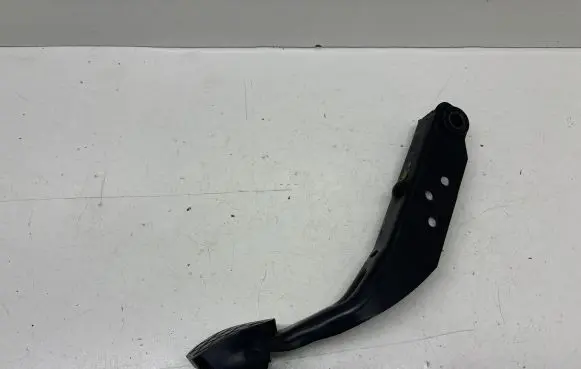 Volkswagen Polo IV 9N3 Brake pedal