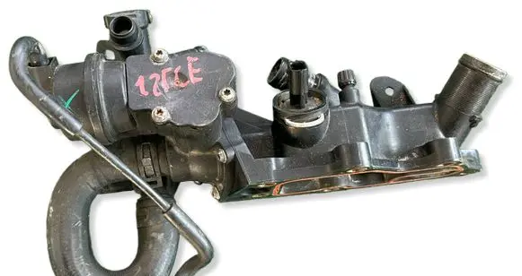 Renault Captur Thermostat housing 110601073R