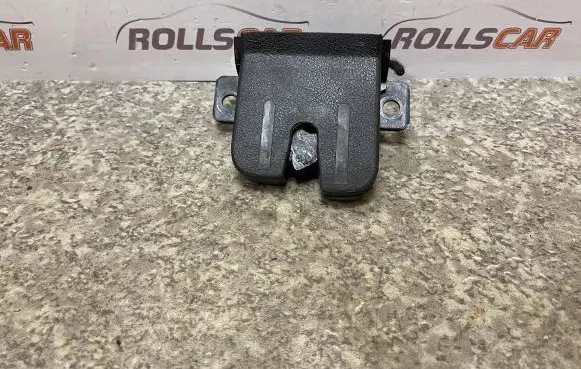 Volkswagen Touareg I Tailgate/trunk/boot lock/catch/latch 7L6827505