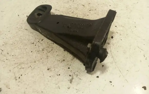 BMW X5 E53 Engine mounting bracket 676156402