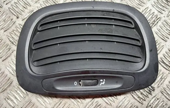 Fiat 500L Dash center air vent grill 
