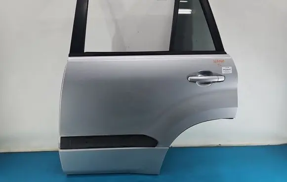 Suzuki Grand Vitara II Rear door IMPRK1512700