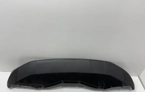 Front bumper lip