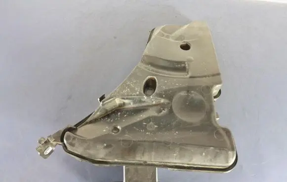 BMW 5 G30 G31 G38 Windshield washer fluid reservoir/tank 8071453
