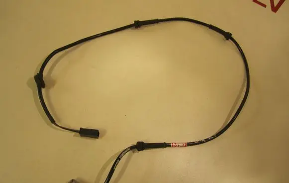 Audi 80 90 S2 B4 ABS rear brake sensor 4410327930