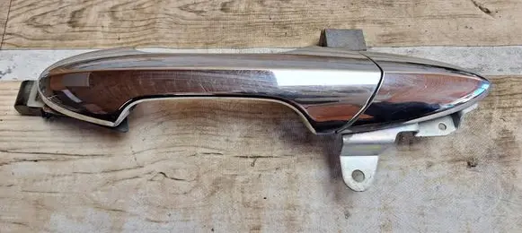Rear door exterior handle