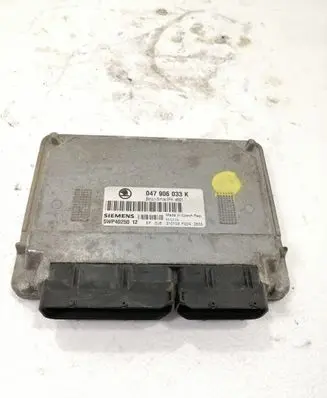 Skoda Fabia Mk1 (6Y) Engine control unit/module 047906033K