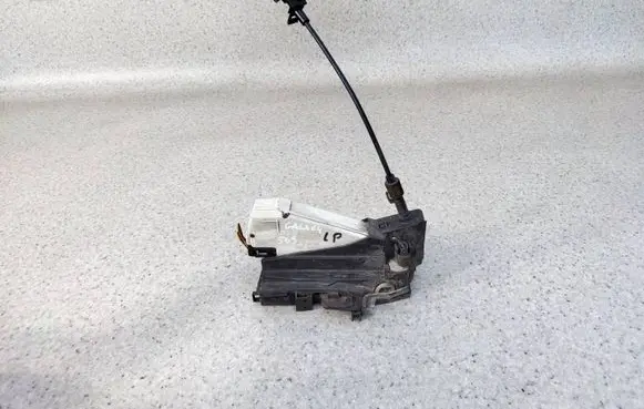 Ford Galaxy Front door lock
