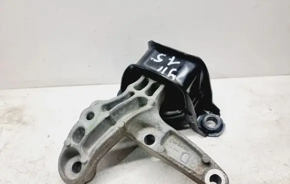 Nissan Qashqai Engine mount bracket 112104EA0B 112104EA0A 112848459R