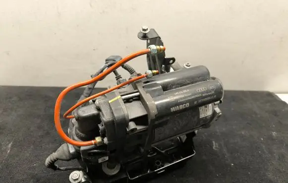 Porsche Cayenne (9Y0 9Y3) Air suspension compressor/pump 4M0616005H 4430203001 4M0907778