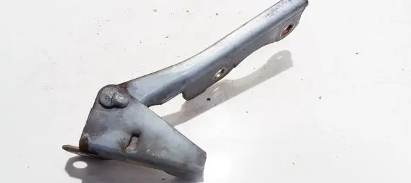 Mitsubishi Galant Engine bonnet/hood hinges