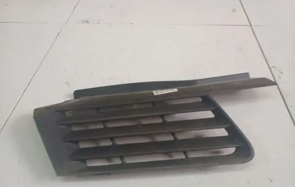 Front bumper lower grill