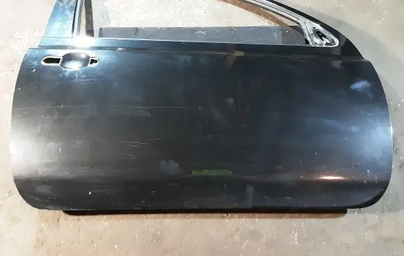Door (2 Door Coupe)