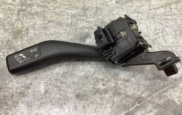 Volkswagen Caddy Indicator stalk ANP80H012C 8UE0331D