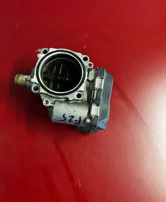 BMW X3 F25 Throttle valve 7588625 A2C53355204 13547588625