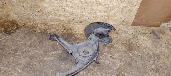 Mercedes-Benz SL R107 Rear wheel hub spindle/knuckle 