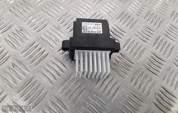 Ford Kuga III Heater blower motor/fan resistor G3GH19E624AA