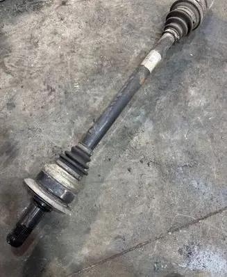 BMW X5 F15 Rear driveshaft P860983902 8609839