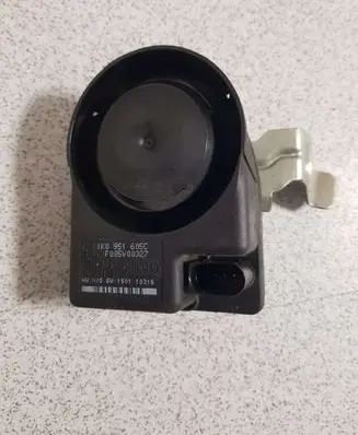 Alarm system siren