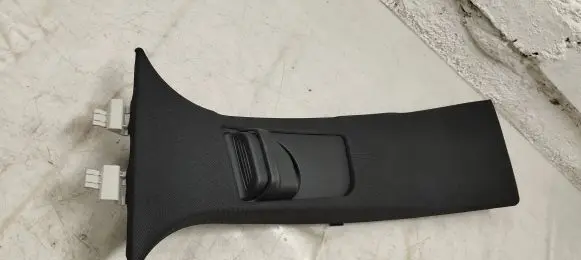 Mercedes-Benz C W205 (B) pillar trim (top) A2056900126