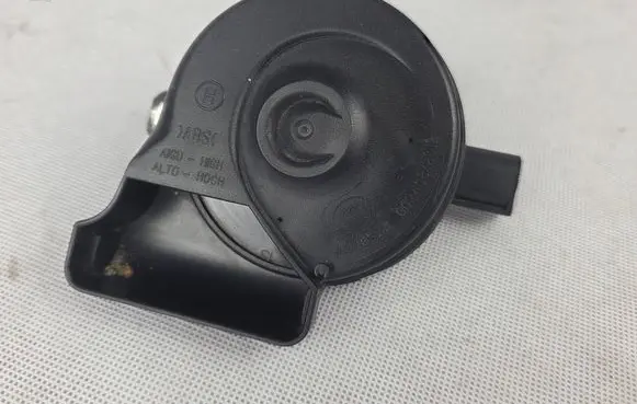 Mercedes-Benz A W177 Horn signal A046522