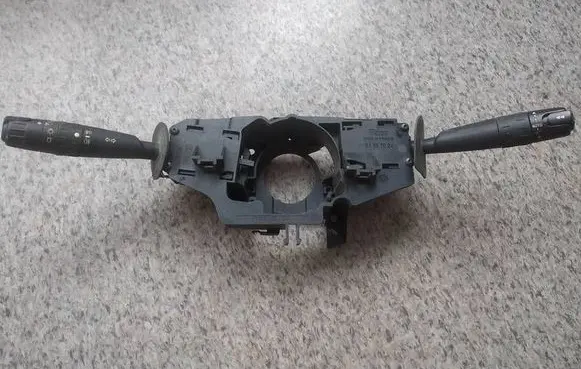 Peugeot 607 Wiper turn signal indicator stalk/switch 9631626080