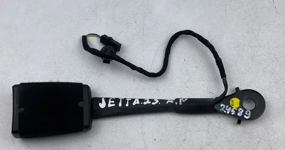 Volkswagen Jetta USA Front seatbelt buckle 17A857755D