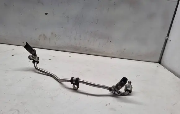 Mercedes-Benz CLS C219 Fuel line pipe