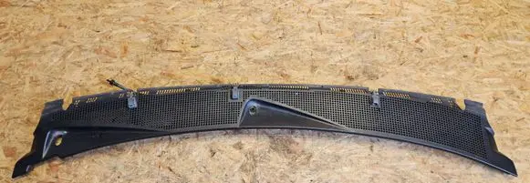 Mercedes-Benz ML W163 Wiper trim A1638310036 A163830867