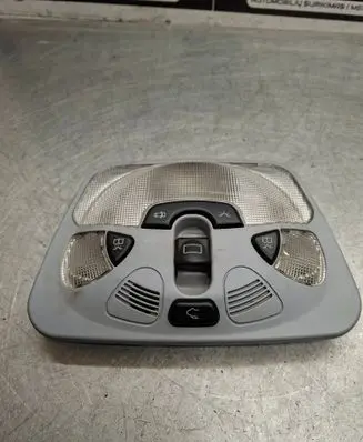 Mercedes-Benz E W211 Front seat light A2038202401 1005382825 KW282CS102