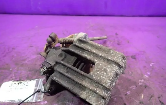 Skoda Octavia Mk2 (1Z) Rear brake caliper