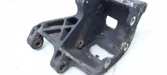 Volkswagen Sharan Power steering pump mounting bracket 028145523E