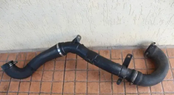 Opel Vectra C Air intake hose/pipe 55350916