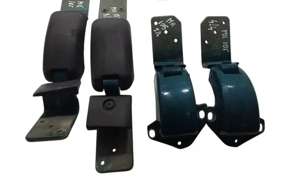 Renault Master II Rear door hinge set 
