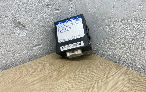 Toyota Avensis Verso Immobilizer control unit/module 8978044030 626163000