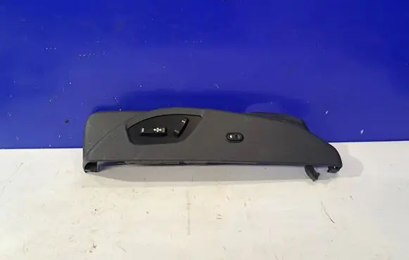 Volvo V60 Front door seat control surround trim 39834763 P39834763