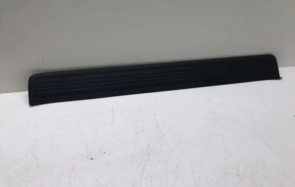 Honda CR-V Front sill trim cover 84202SWAA012M1
