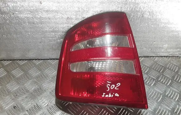 Skoda Fabia Mk1 (6Y) Rear/tail lights 6Y9945095 6Y9945111