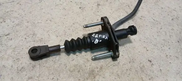 Opel Zafira B Clutch master cylinder 90581565