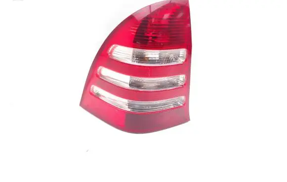 Mercedes-Benz C W203 Rear/tail lights E11634