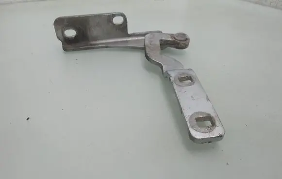 Audi A8 S8 D2 4D Engine bonnet/hood hinges 4D0823301C