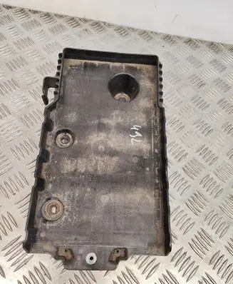 Battery tray